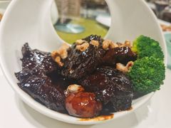 -宝燕海货工场(长江国际店)