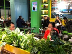 -钢管厂五区小郡肝串串香(奥克斯广场锦城万达店)