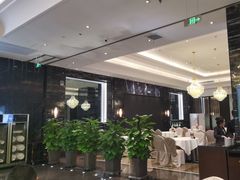 -万龙洲海鲜(大兴绿地缤纷城店)