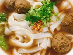牛肉丸河粉汤-食味稻汕头食杂(西罗园店)