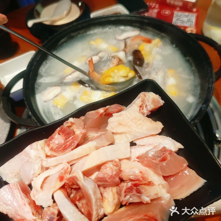 探店 | 锦鲤家海鲜鸡煲🐔