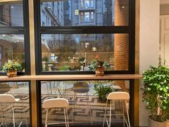 -潮一不贰·法式甜品·生日蛋糕·西式简餐(外滩店)