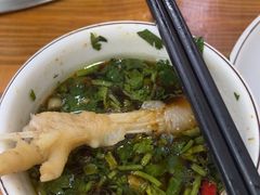 -广味炭炉鸡煲(宝业路分店)