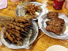 -亮亮烧烤(积玉桥总店)