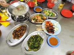 -黄亚华小食店(Jalan Alor)