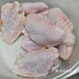 不加一滴油的奥尔良烤翅，即便减肥也不能坑了自己的嘴巴