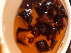 -何氏串串香火锅(翠亨店)