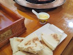 酥油茶和酥油饼-康巴藏餐(束河古镇店)
