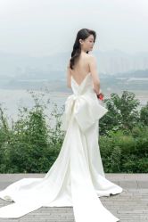 点击看大图 -Lady Jane高端婚纱礼服馆
