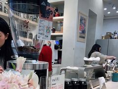 -玫瑰咖啡(中山六路店)