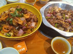 -休记光头香辣蟹干锅(绵竹店)