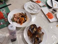 -四海一家自助餐(益田假日广场店)