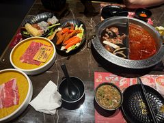 -一绪に和牛寿喜烧(罗湖益田假日店)