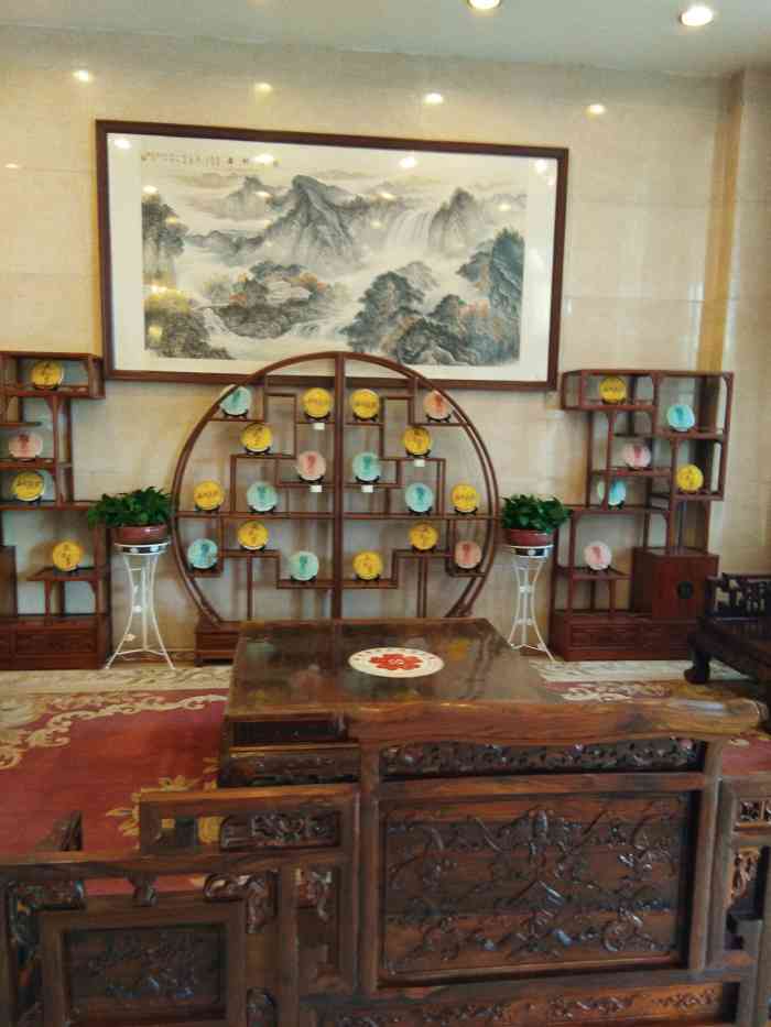 大益膳房(晶海店)-"服务员的态度跟我像是欠他钱一样,吃饭如果.