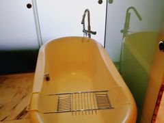 -上海滴水湖皇冠假日酒店