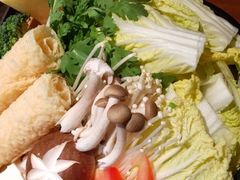 泡菜肥牛锅-仓桥家·焗寿司·锅物(光谷步行街店)