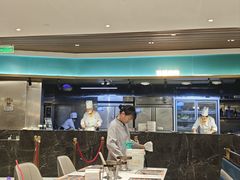 -金马门国际美食百汇(珞喻路店)