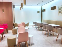 用餐区-奈雪的茶(湖滨银泰in77C区PRO店)