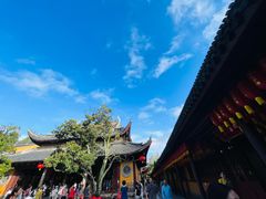 -龙华寺