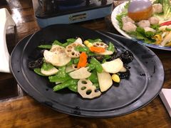 荷塘月色-海岛八号龙虾烧烤田鸡(蓝天路总店)