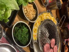 -青瓦炭韩潮烤肉(花园道店)