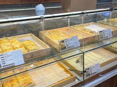 面包甜点陈列柜-清真全盛斋传统糕点(西羊市店)