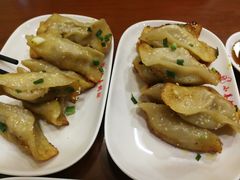 牛肉鍋貼-小姜锅贴(凤凰街店)