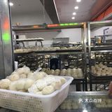 跟着大爷大妈们排队，准没错！