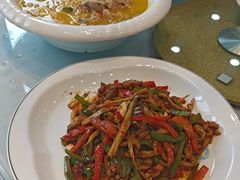-臻品汇-镇江菜-河豚(大润发店)
