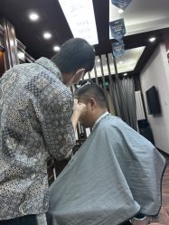 -贝勒爷专业男发