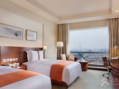 -上海浦东康桥绿地假日酒店