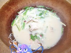 长江白鮰-咕嘟草帽鱼·牛奶一样的鲜鱼汤(包河万达广场创始店)