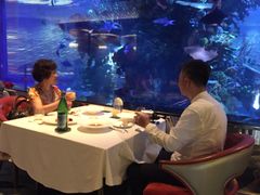 -迪拜帆船酒店海底餐厅