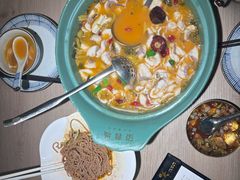 -望蓉城·古法酸菜鱼·川小馆(金桥国际店)