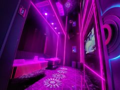 -外滩九号KTV(东外滩商业广场店)