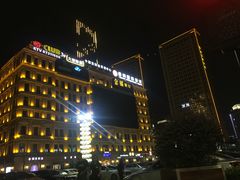 -萧山德纳MAX影城