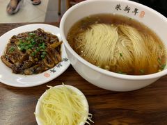 -朱新年·苏式汤团·面点(北寺塔店)