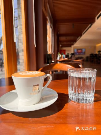 又解锁一家鼓楼附近的咖啡店