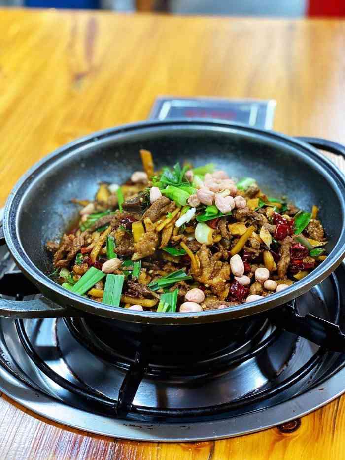 榕江忠诚肖家牛瘪馆(罗汉山店)-"传说中的牛瘪,"黑暗料理",哈哈,今天