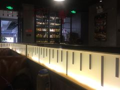 -肥肥虾庄·金牌油焖大虾(杨园滨江时代walk店)