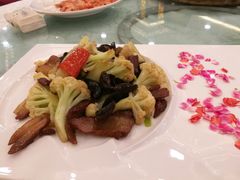 -天鲜阁·海鲜粤菜·33年老字号(石槎白云站店)