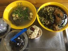 鸭血粉丝汤-瞻园面馆鸭血粉丝汤(老门东店)