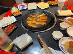 -牛得很·鲜牦牛肉烧烤·牛羊肉菌汤锅(康定店)