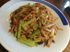野山笋炒牛肚-全聚贤餐厅·湖北家常菜(沙湖店)