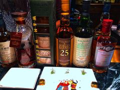 -DM Distiller & Mixologist Whisky Cocktail Bar