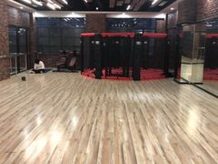 -奥力健身瑜伽普拉提馆(红宝路店)