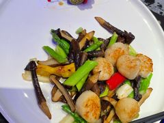 -荣誉海鲜酒楼(海湾店)