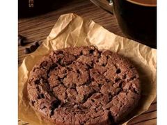 比利时黑巧软曲-瑞幸咖啡(长宁来福士B1层店)