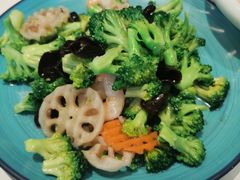 -梅飞酒家(名辉豪庭店)