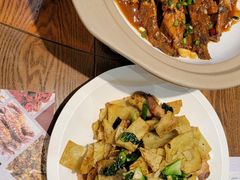 -黄泥岗·地道湖北菜(奥特莱斯店)